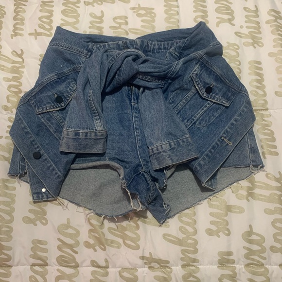 Large Denim Shorts - Picture 2 of 4